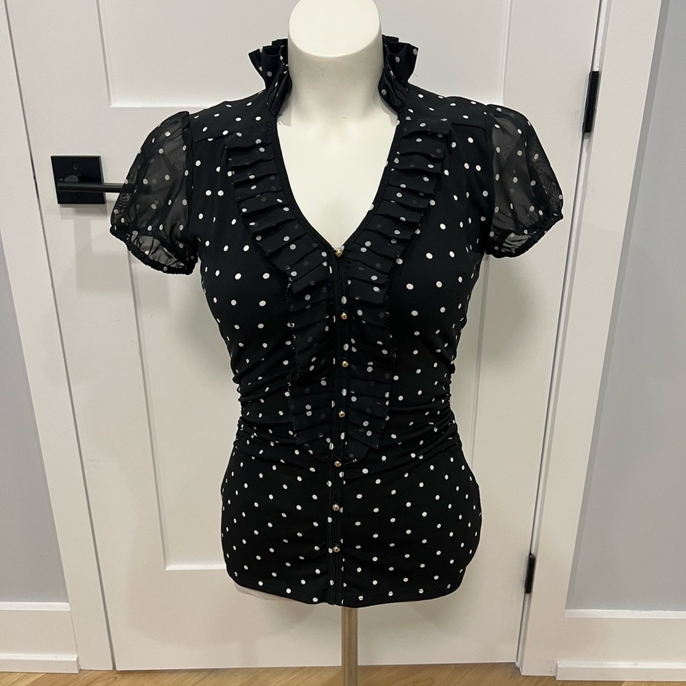 White House Black Market Black and White Ruffle Blouse xs